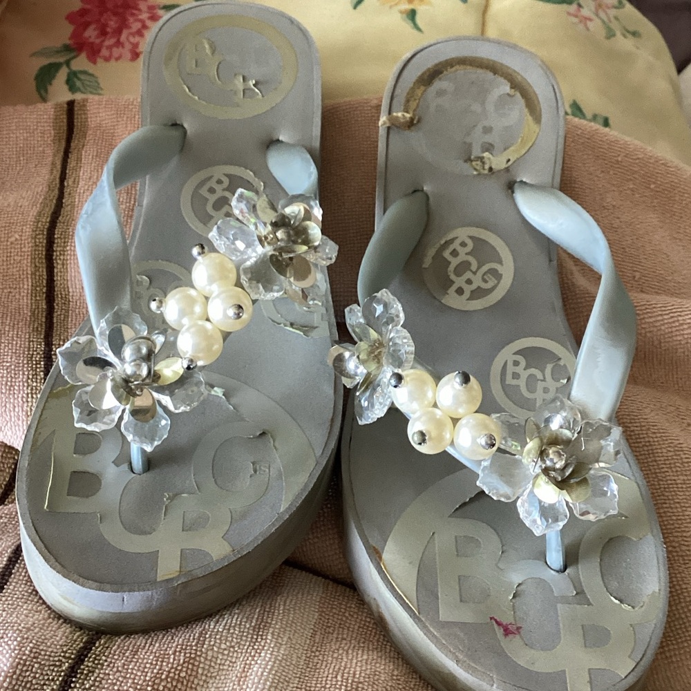 BCBG Women's Silver Floral Sandals